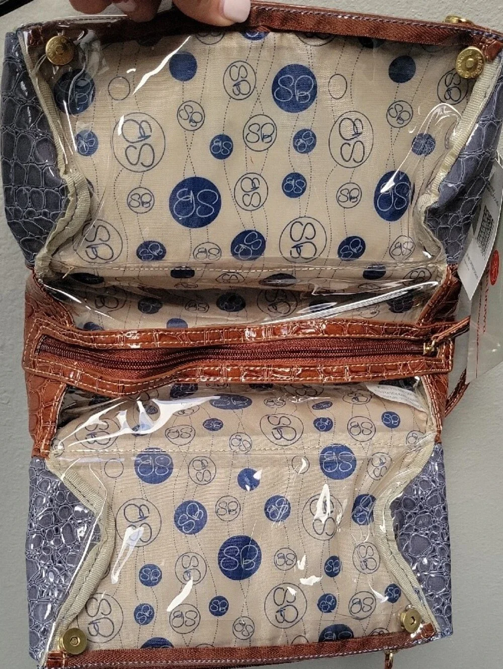 NWT Samantha Btown Travel Two-Tone Croc-Embossed Cosmetic Pouch in Blue & Brown